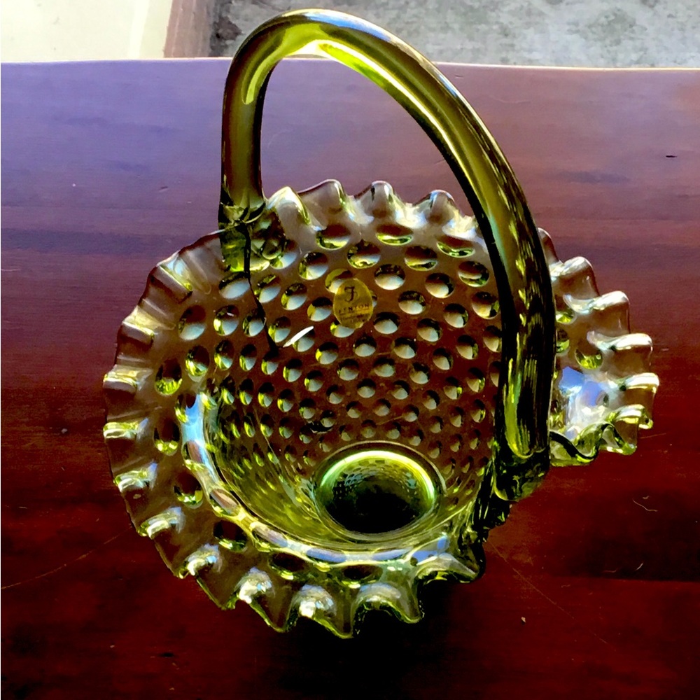 Gorgeous Vtg Green Hobnail Fenton Basket